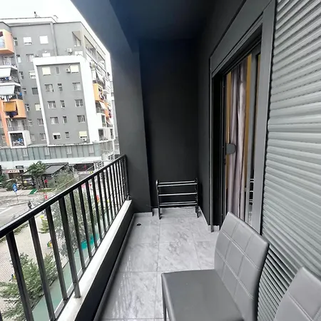 Apartment Rov Elegant Tirana